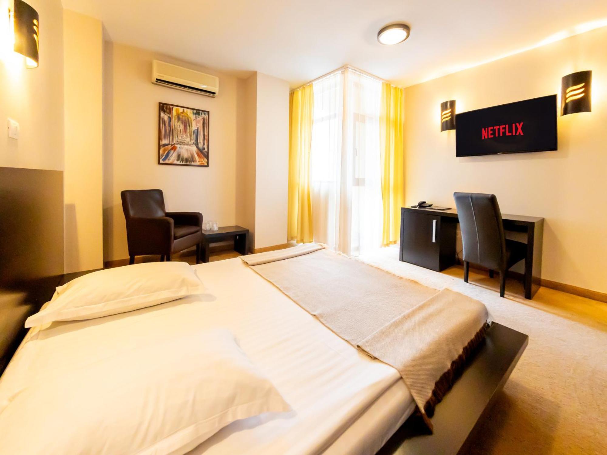 Maxim Hotel Arad